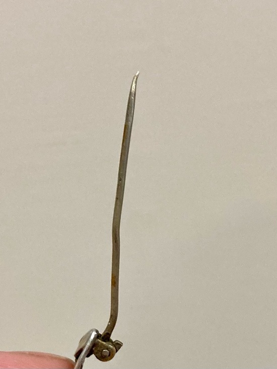 Vintage Sterling Silver Brooch • Color‑Shift Stone • Repair or Craft - Picture 16 of 17